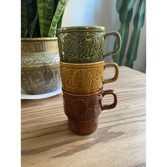 Vintage Midcentury Stacking Mugs Set of 3 Japan Vintage Mugs - Picture 2 of 4